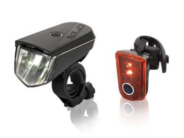 XLC Set Fanale a Batteria Sirius B40 LED 40Lux e Luce Posteriore